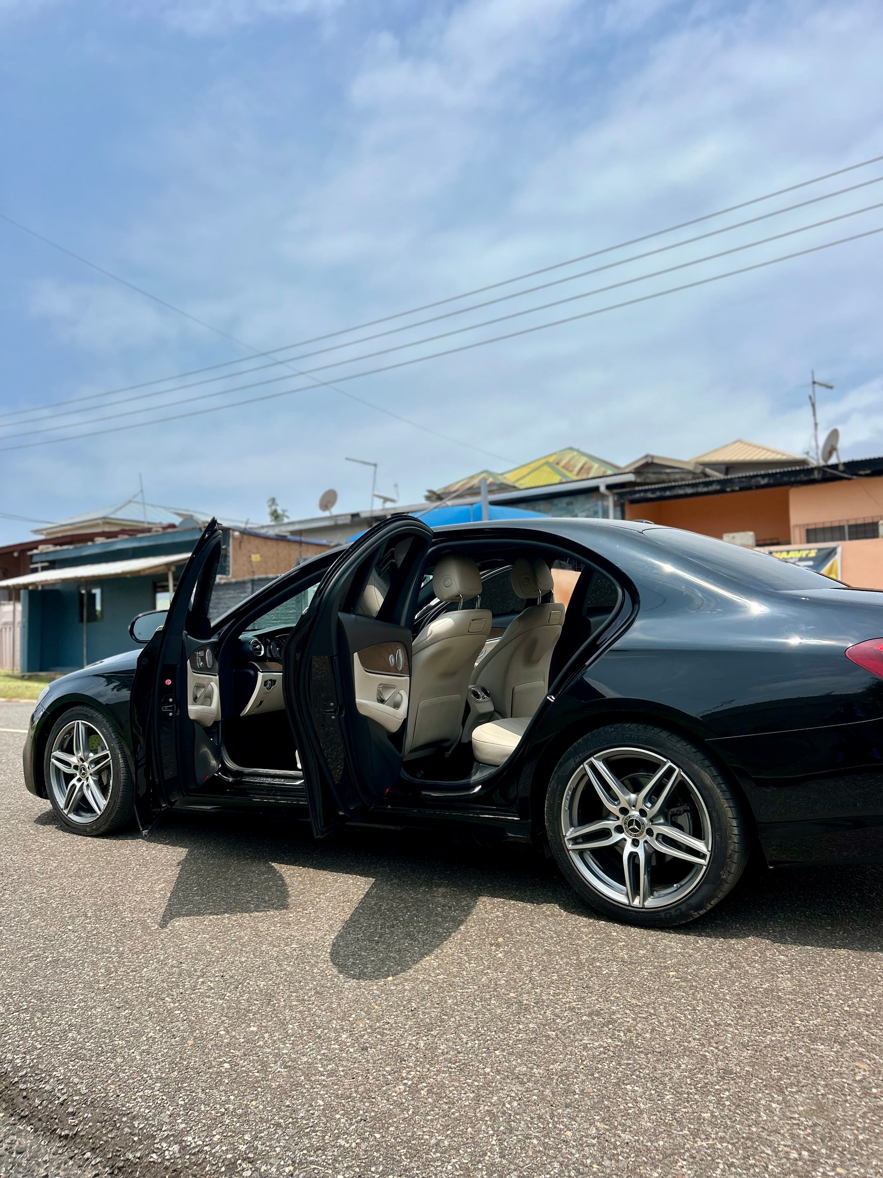 2018 Mercedes-Benz E-Class E 300 - Image 14